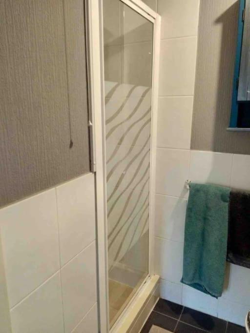 Cayton Village Hide Away Esterno foto